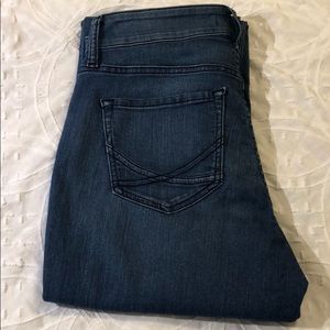 NYDJ Marilyn straight leg jean, size 6